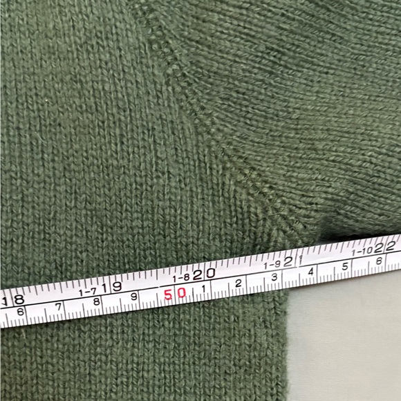 J. Crew Vintage Olive‎ Cashmere Cotton Blend Crewneck Sweater Size Small EUC - Picture 4 of 4